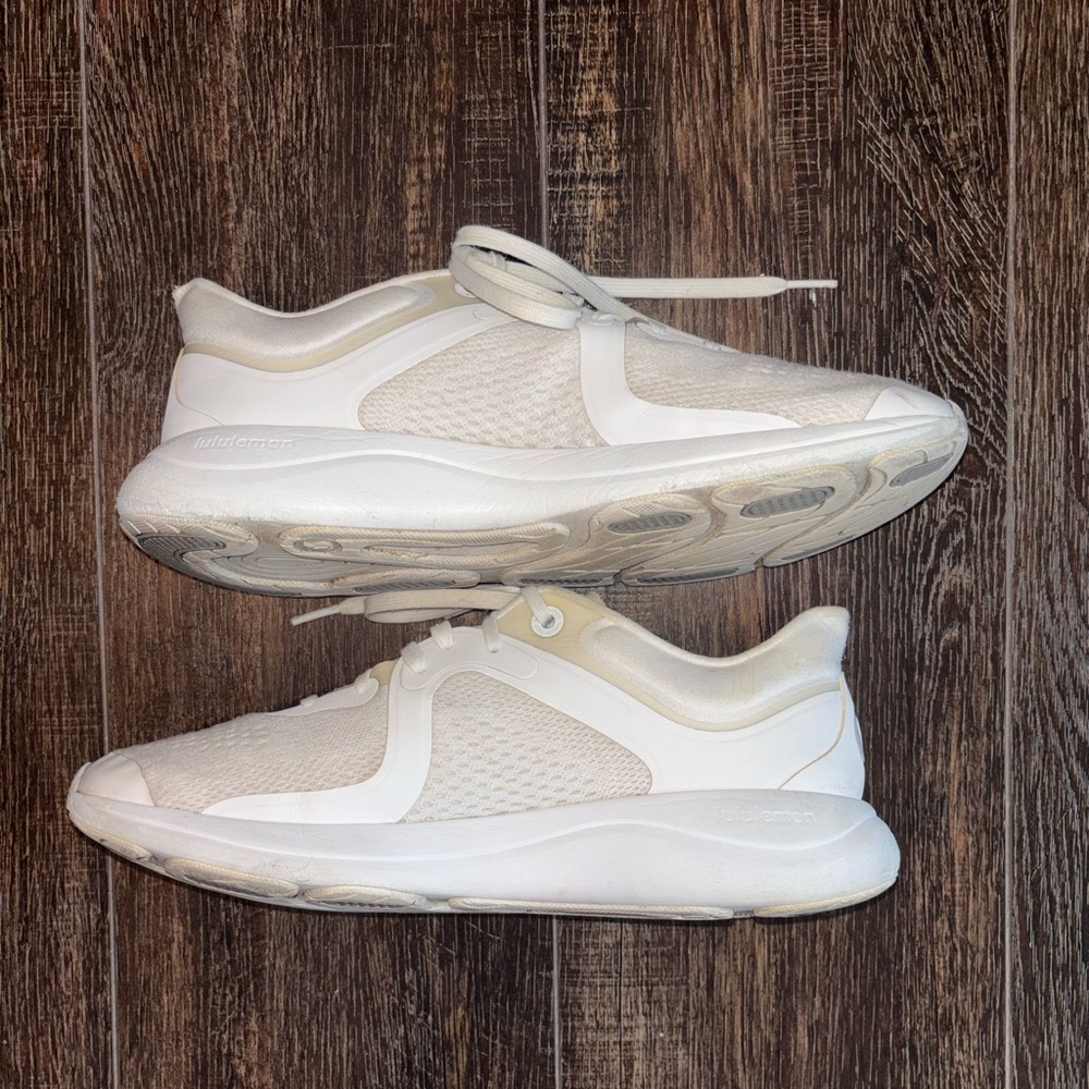 Lululemon Chargefeel Workout Low Top Sneakers